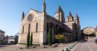 Saint-Junien collégiale Saint-Junien collégiale