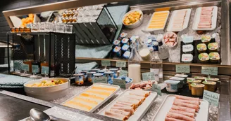 Petit-déjeuner Petit-déjeuner