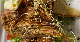 Salade océane à l'Auberge Saint Martin pour la Fête des Mères Salade océane à l'Auberge Saint Martin pour la Fête des Mères