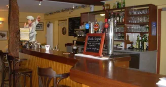Restaurant et café Lo Vinataud à Vicq-Sur-Breuilh_4