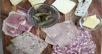 planche charcuterie fromage le Hangar 87