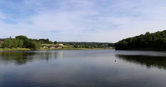 lac-de-chateau-neuf-depuis-rive-nord-depart-rando_1