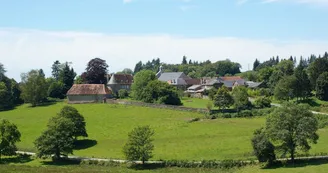 Vue sur le bourg de Saint-Méard