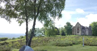 Stèle de mémoire - Mont Gargan - Saint-Gilles-les-Forêts